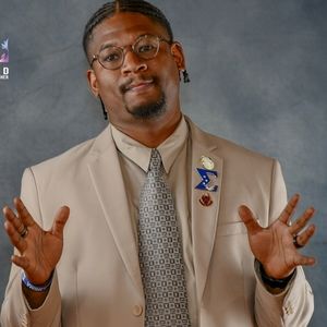 Meet your Posher, Vance